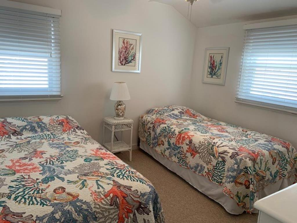 Crown Jewel 17025 Villa Brant Beach Exterior photo